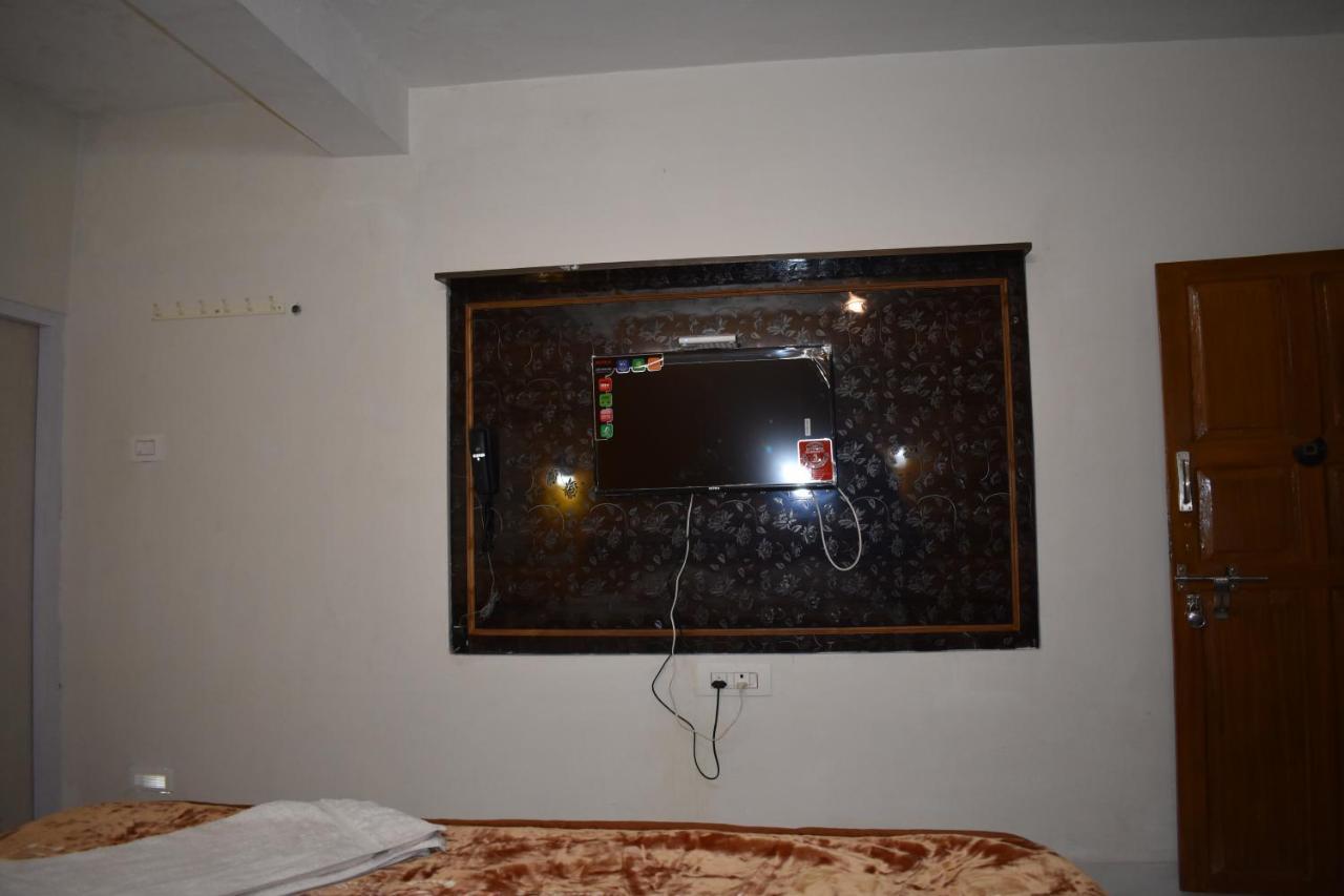 Hotel Sri Balaji Ooty Exterior foto