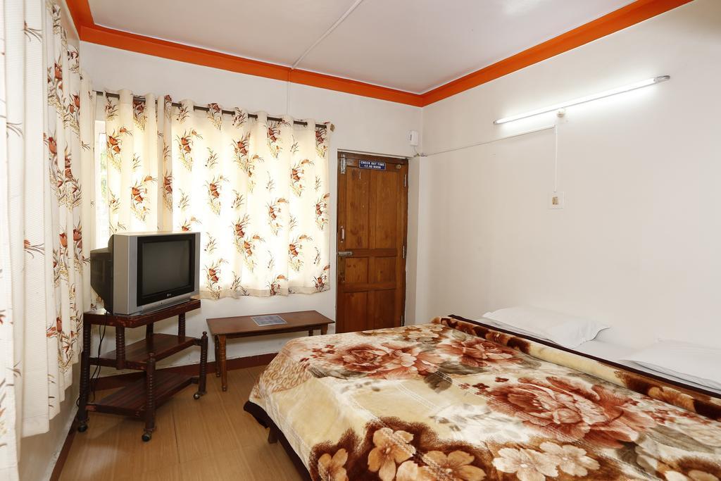 Hotel Sri Balaji Ooty Cameră foto