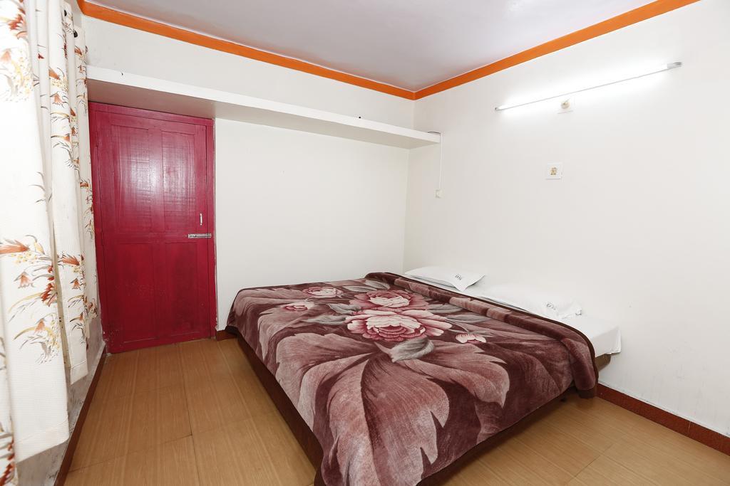 Hotel Sri Balaji Ooty Cameră foto