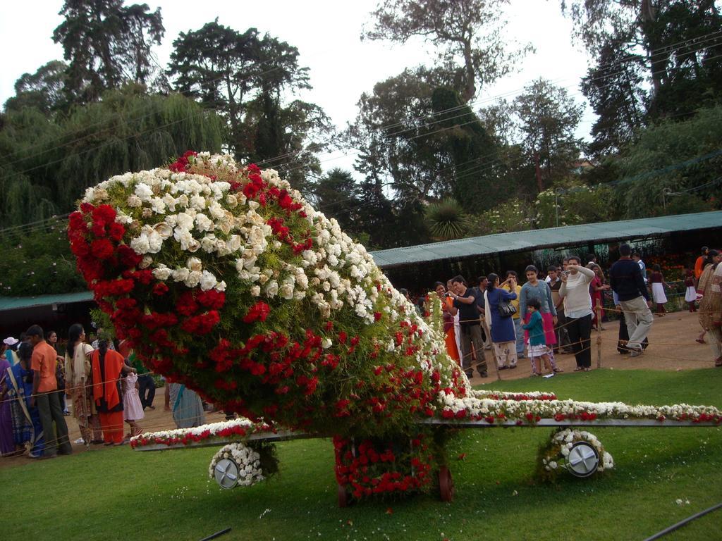 Hotel Sri Balaji Ooty Exterior foto