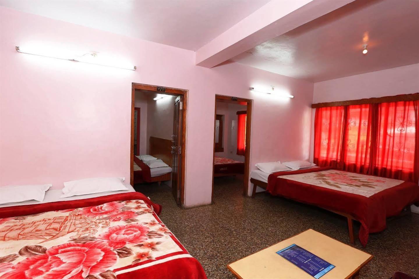 Hotel Sri Balaji Ooty Exterior foto