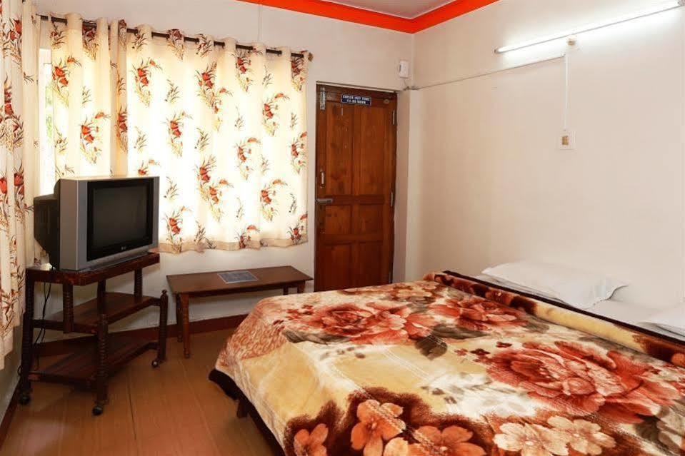 Hotel Sri Balaji Ooty Exterior foto