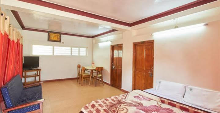 Hotel Sri Balaji Ooty Exterior foto